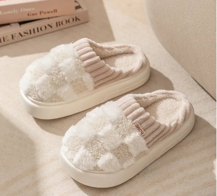 ForaFusion - Cozy Plaid Plush Slippers